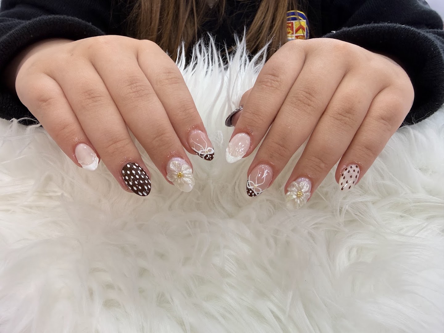 Lilly’s Nails & Beauty · Photos 2